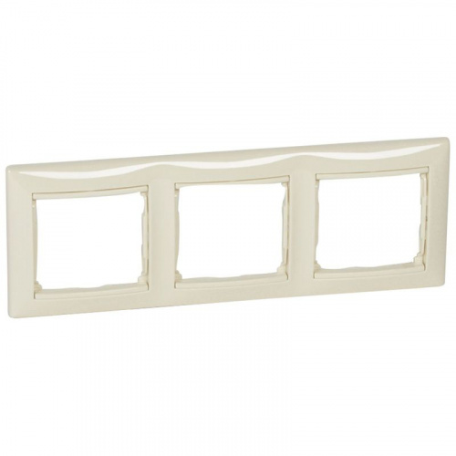 Рамка 3-м СП Valena IP20 горизонт. сл. кость (DIY-упак.) IEK 695633